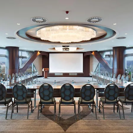 Hilton Convention Center & 5* Бурса
