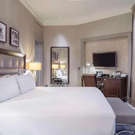 Hotel Hilton Convention Center &