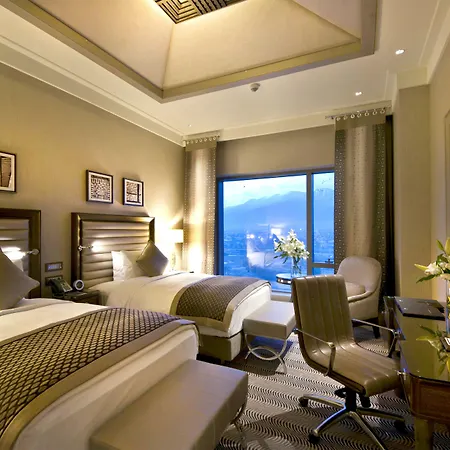 Hilton Convention Center & 5* Бурса