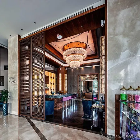 Hilton Convention Center &