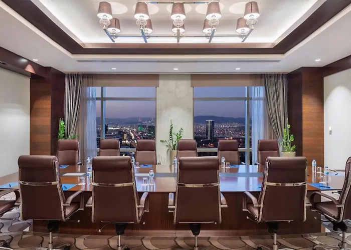 Hilton Convention Center & Отель Бурса