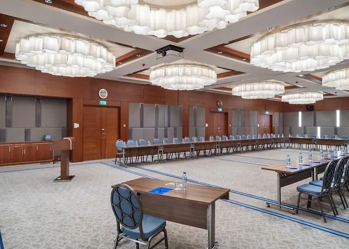 Hilton Convention Center & Отель Бурса