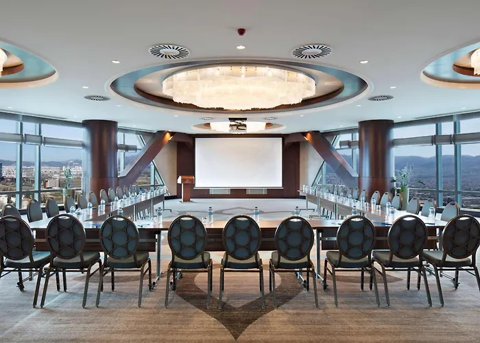 Hilton Convention Center & 5* Бурса