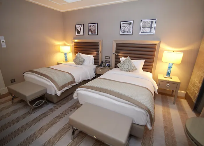 Hilton Convention Center & Бурса